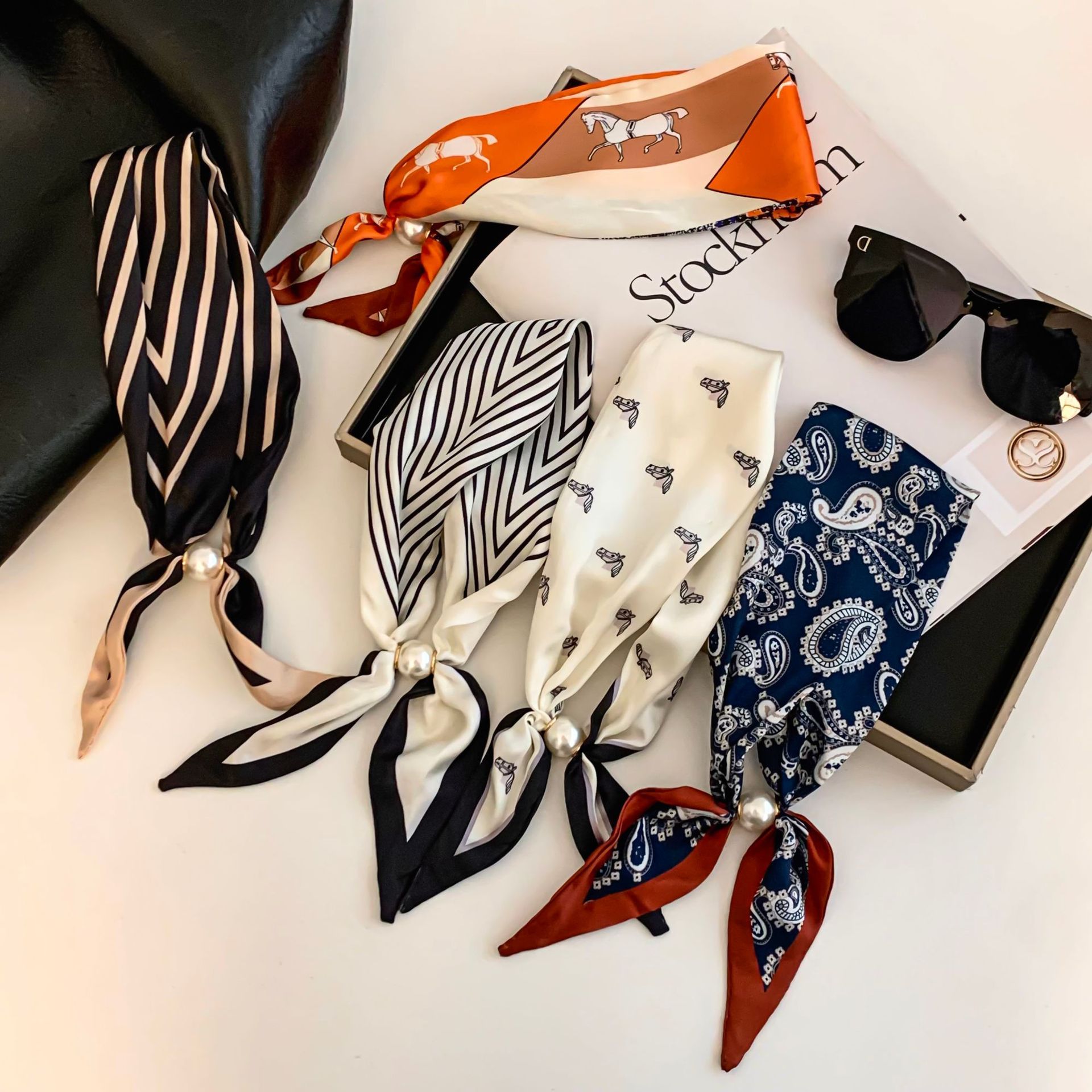 Cashew Flower Silk Scarf Effor - Outdoor Furniture Decor 评论和价格
