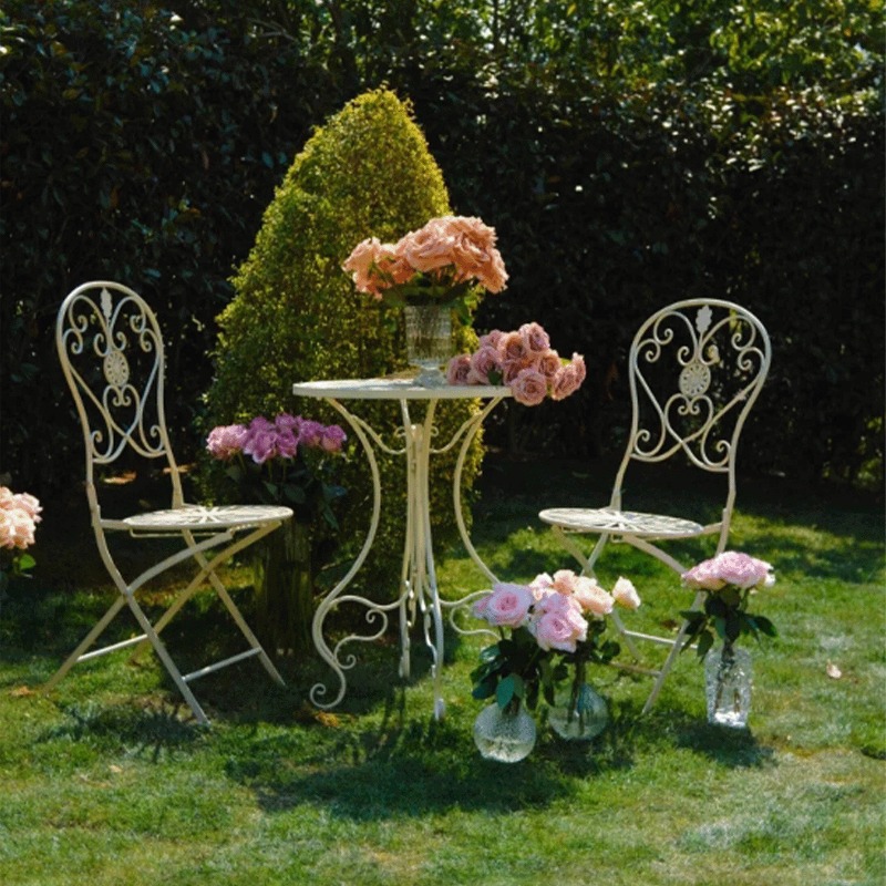French Vintage Iron Table and  - Outdoor Furniture For Cafe 评论和价格